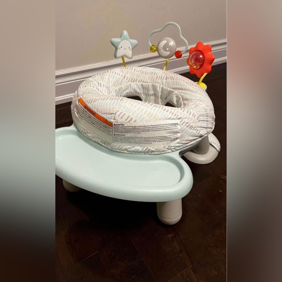 Skip Hop 2in1 Activity Floor Seat - Picture 2 of 2